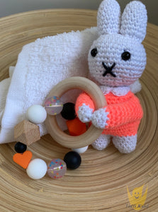 Bijtring met Nijntje en knuffeldoekje 🐰🧡